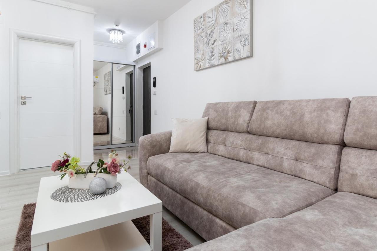Premier Apartment Luceafarul Орадя Екстер'єр фото