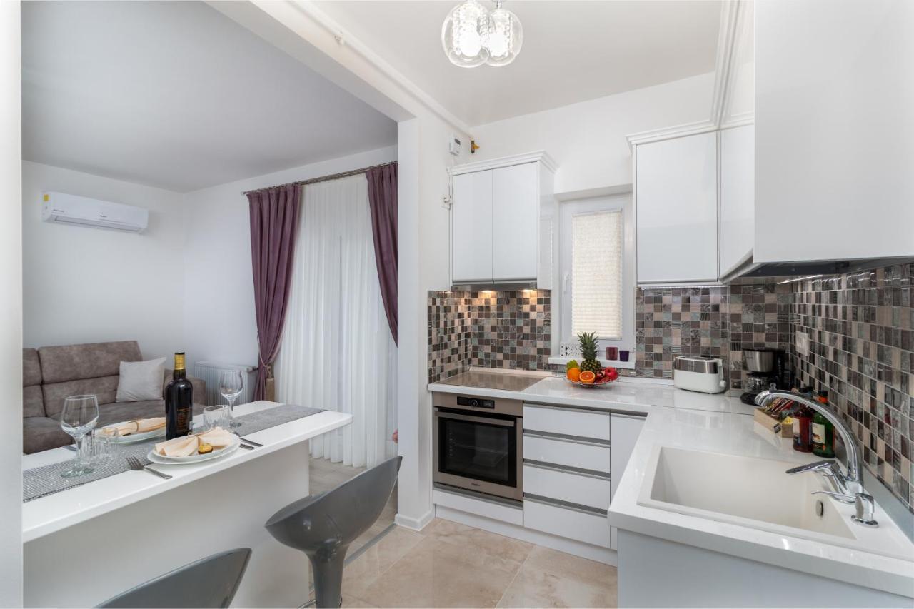 Premier Apartment Luceafarul Орадя Екстер'єр фото