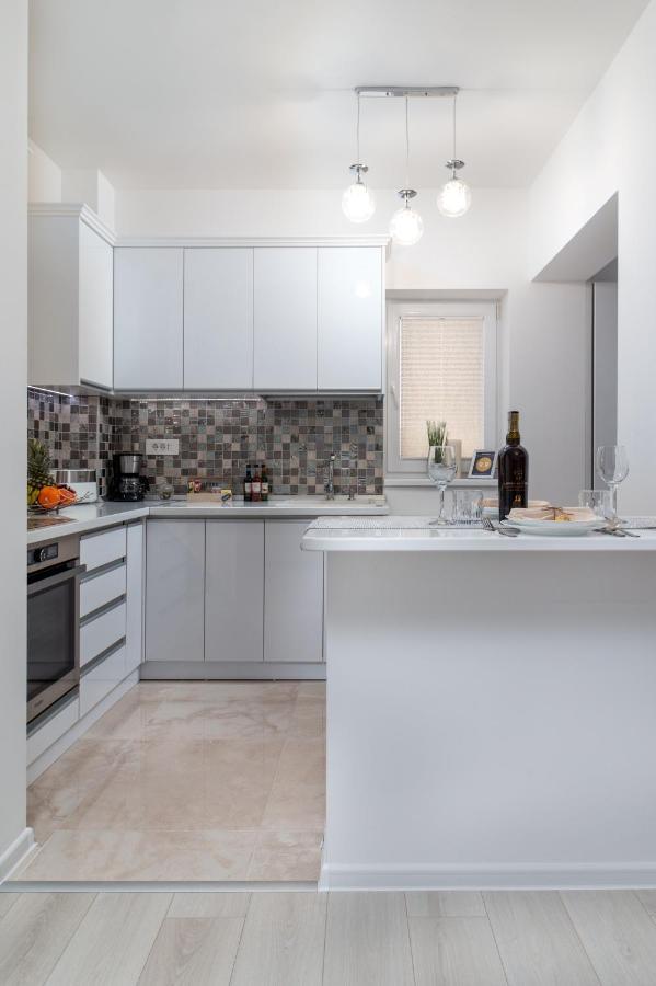 Premier Apartment Luceafarul Орадя Екстер'єр фото